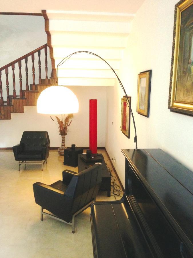 B&B Hollywood Olivadi Exteriér fotografie